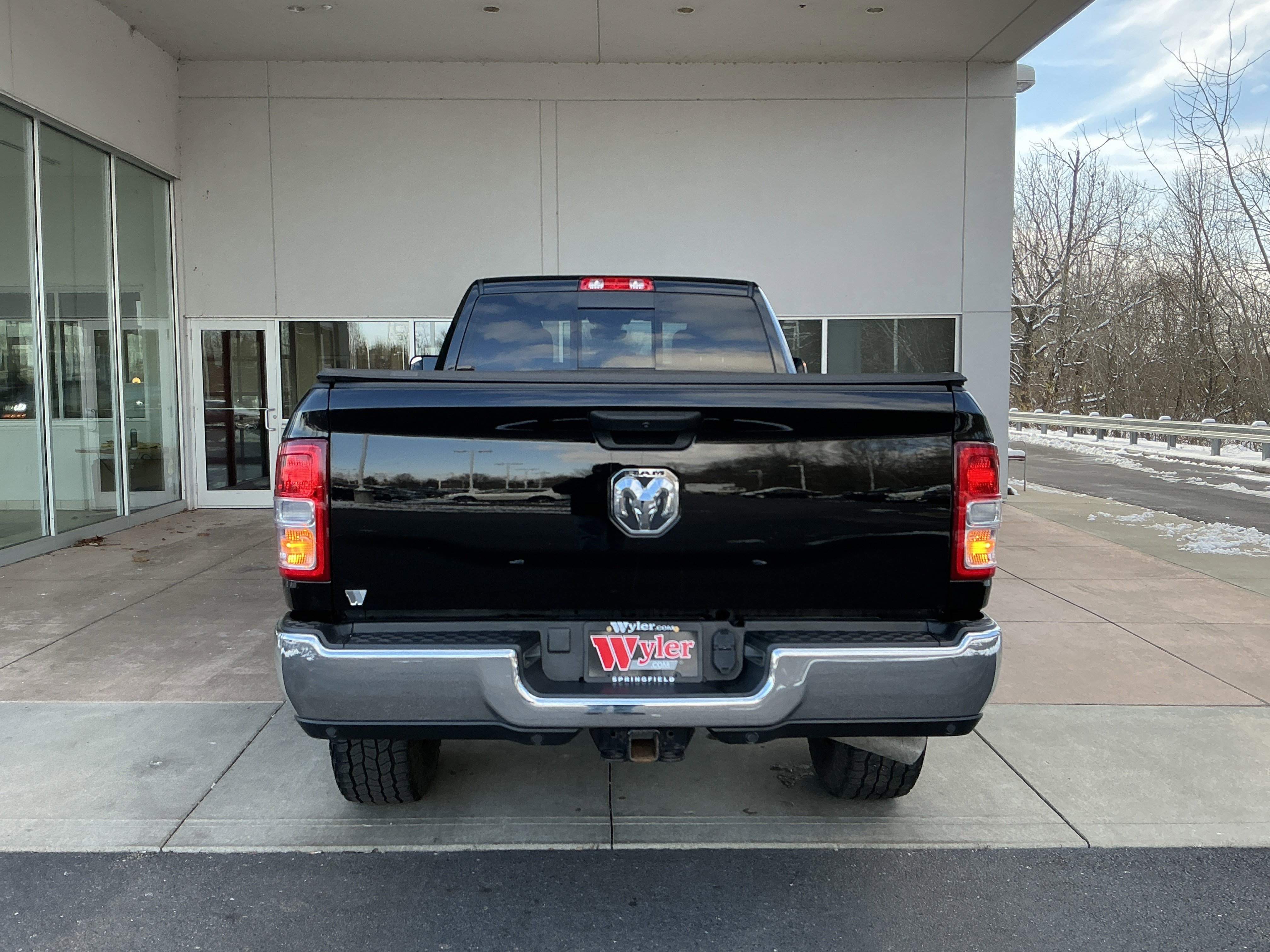 Used 2022 RAM 3500 Tradesman image 21