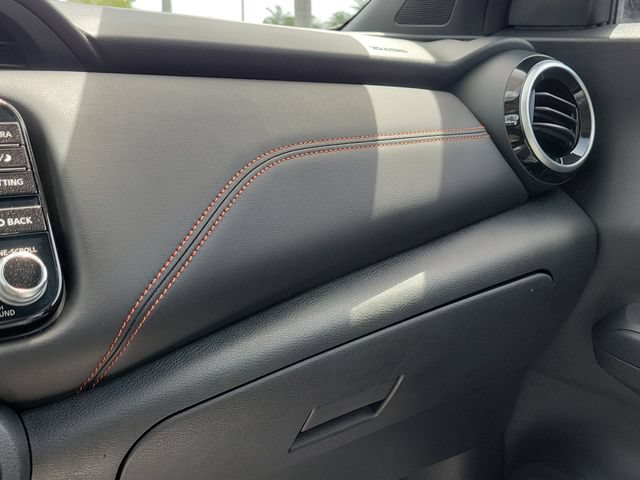 Used 2021 Nissan Kicks SR w/ SR Premium Package FWD image 30