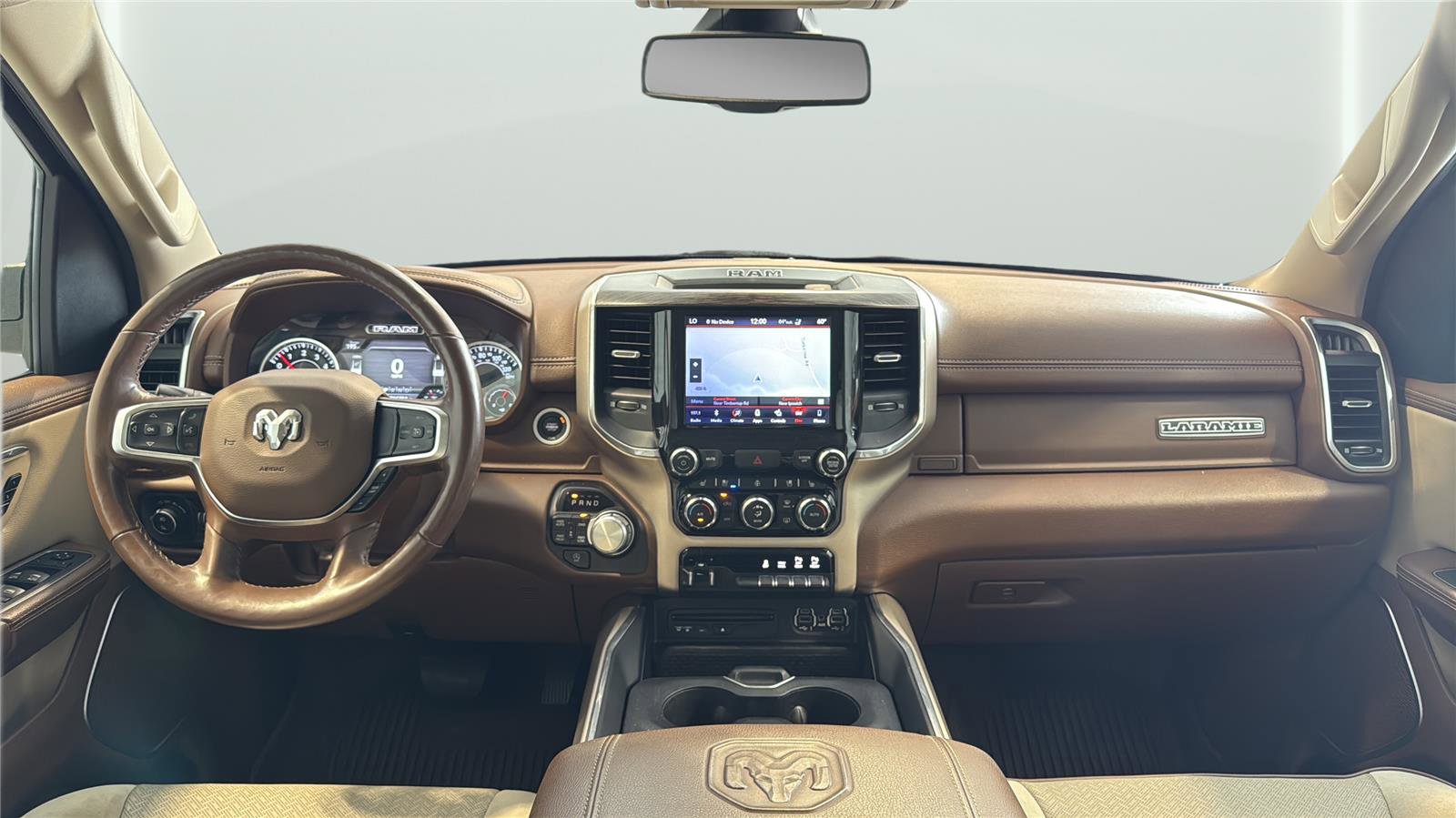 Used 2019 RAM 1500 Laramie AWD/4WD image 12