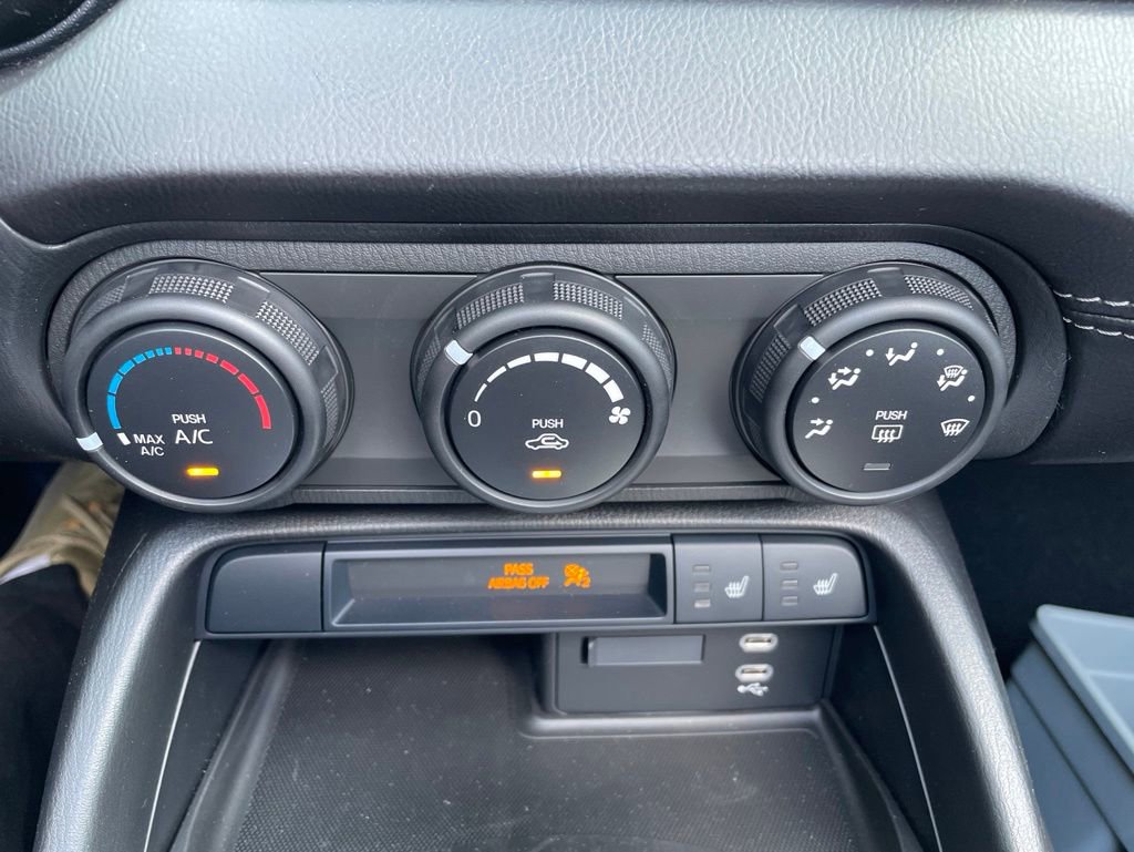 New 2026 MAZDA MX-5 Miata Club w/ Interior Package RWD image 10