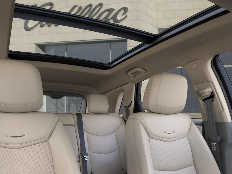 New 2026 Cadillac XT5 Premium Luxury w/ LPO, Floor Liner Package AWD/4WD image 24