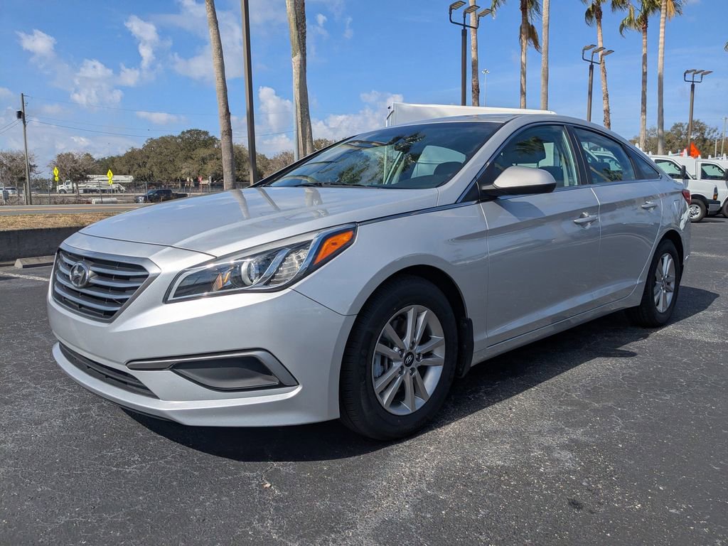 Used 2016 Hyundai Sonata SE image 8