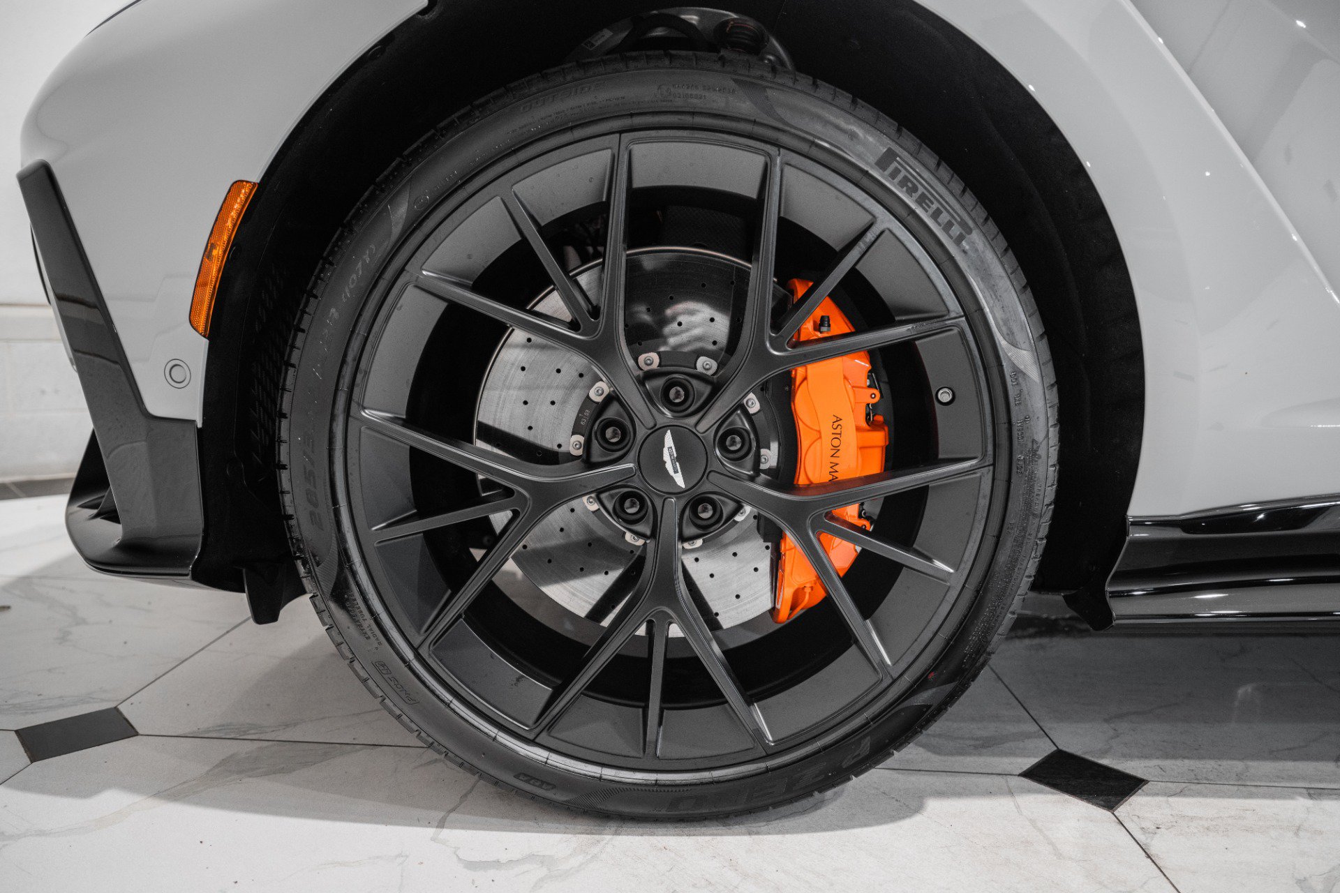New 2026 Aston Martin DBX 707 AWD/4WD image 4
