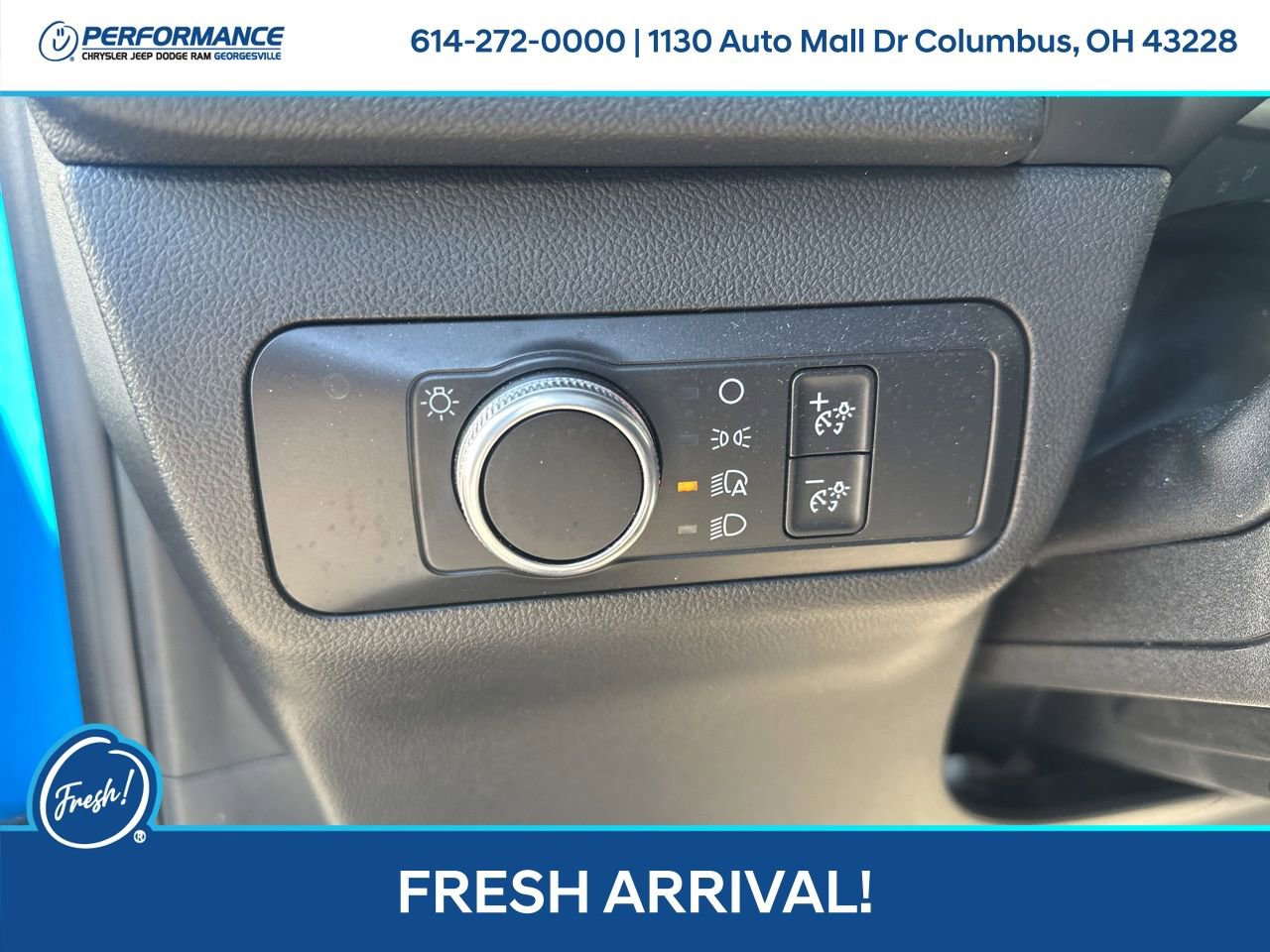 Used 2020 Ford Escape SE image 16