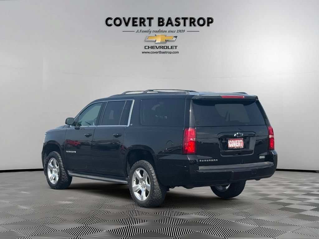 Used 2016 Chevrolet Suburban LT w/ Luxury Package RWD image 4
