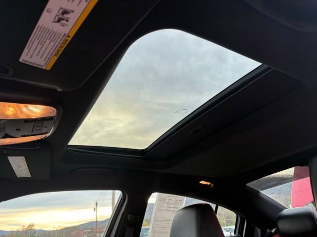 Used 2016 Dodge Charger SXT w/ AWD Plus Group image 28