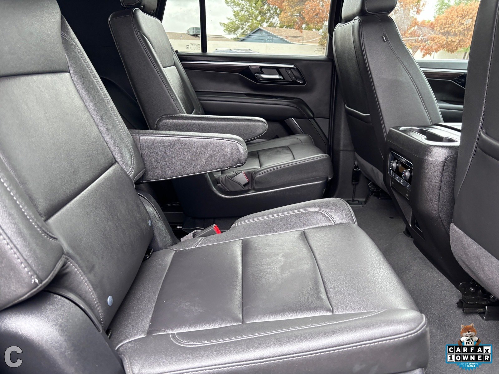 Used 2025 Chevrolet Tahoe Z71 w/ Comfort Package AWD/4WD image 13