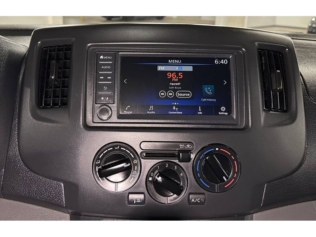 Used 2020 Nissan NV200 SV image 24