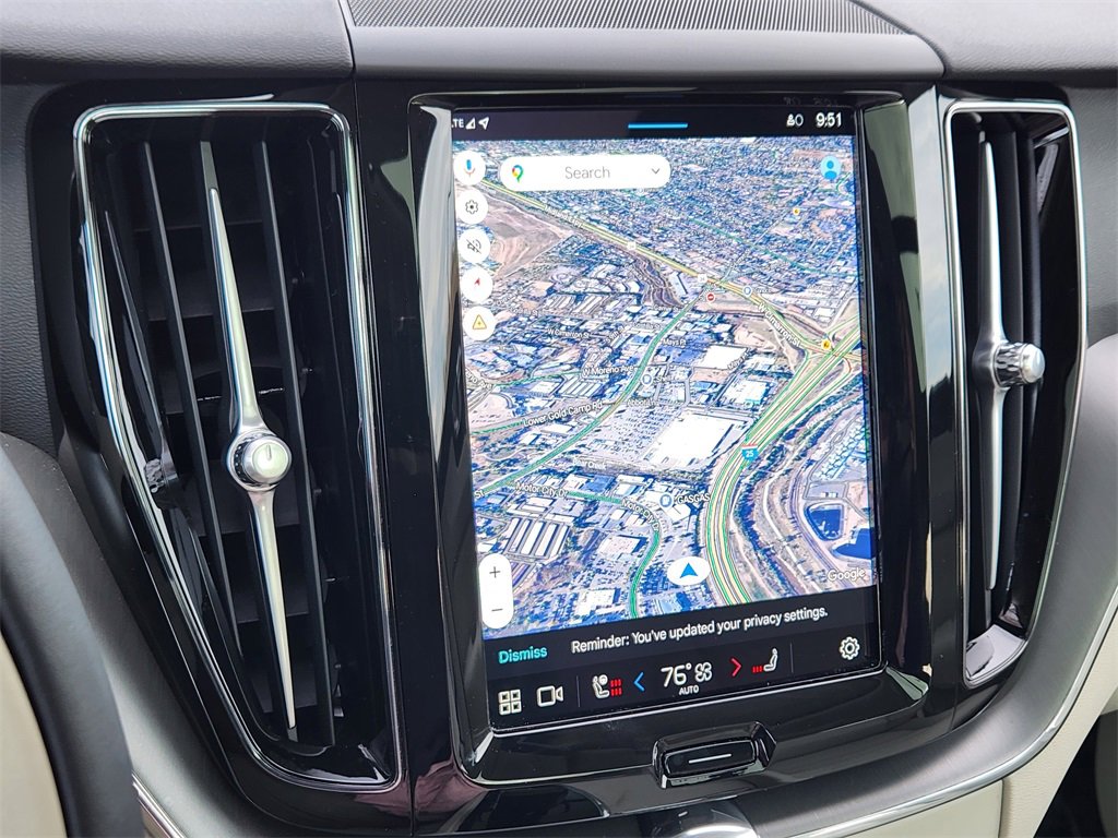 Used 2025 Volvo XC60 B5 Core w/ Protection Package Premier image 18