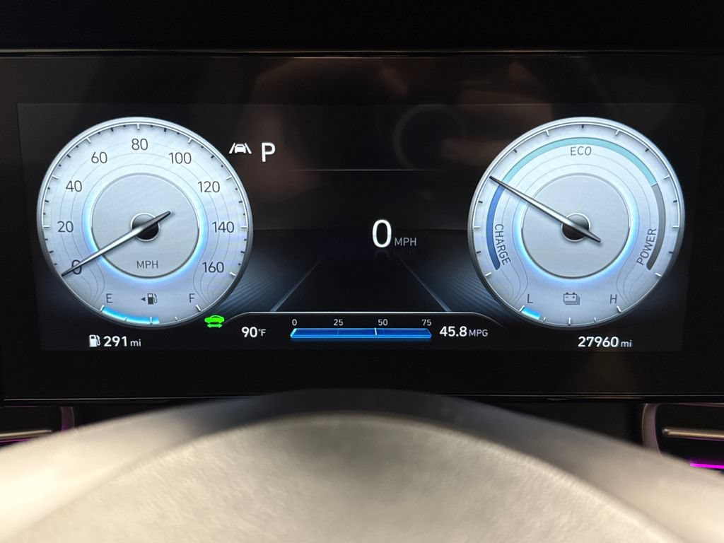 Certified 2023 Hyundai Elantra Limited FWD image 17
