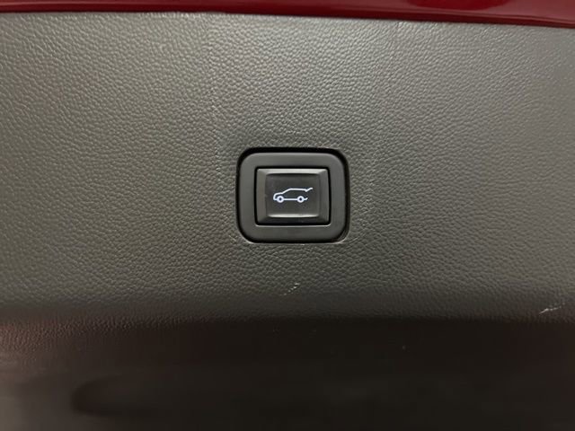 Used 2022 Chevrolet Traverse RS w/ LPO, 'HIT The Road' Package AWD/4WD image 67