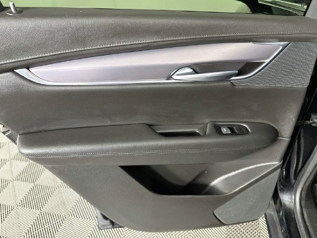 Used 2019 Cadillac XT5 Premium Luxury FWD image 23