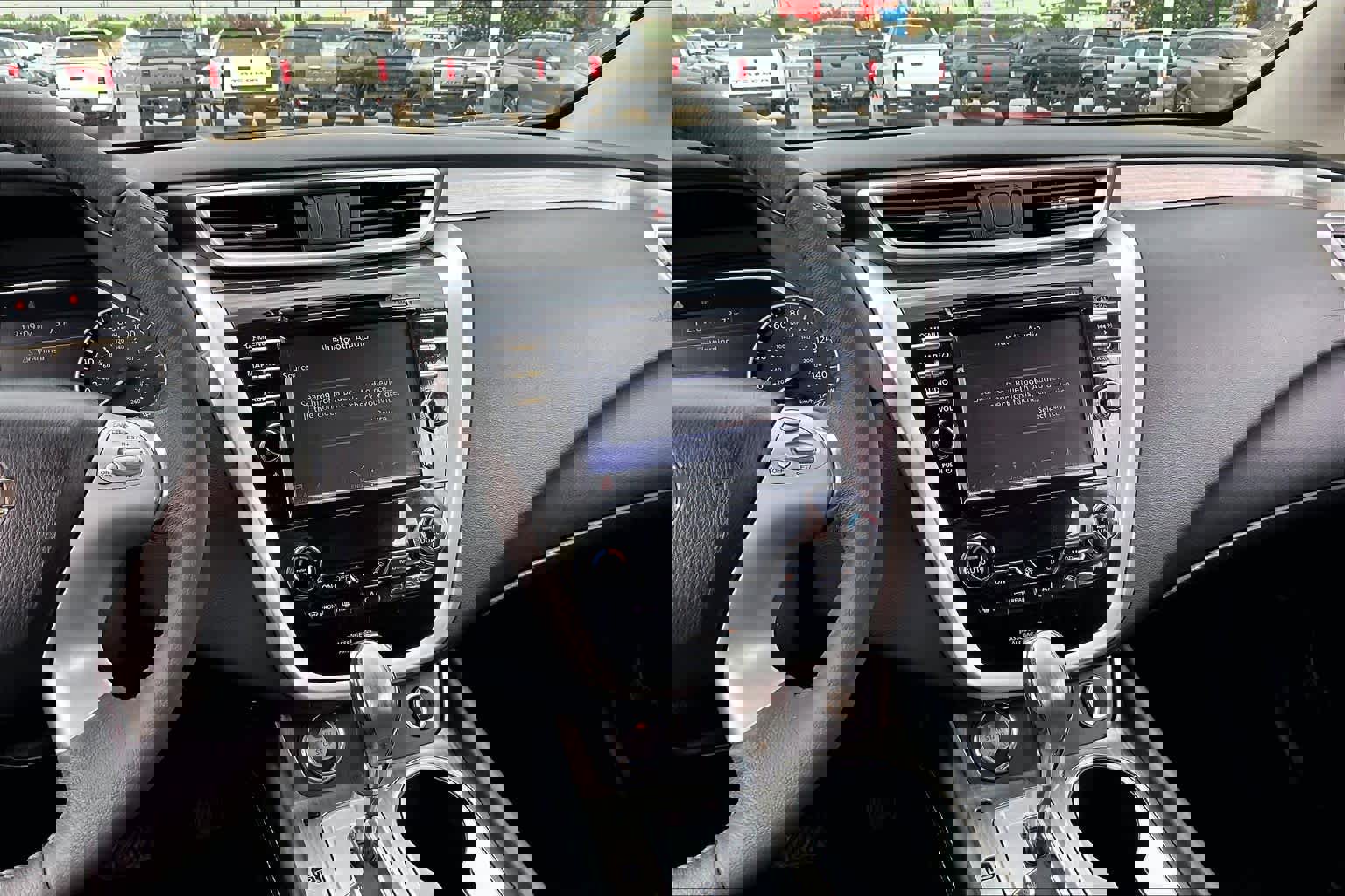 Used 2017 Nissan Murano SV image 7