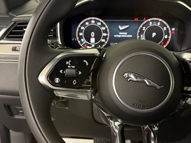 New 2026 Jaguar F-PACE R-Dynamic S AWD/4WD image 40