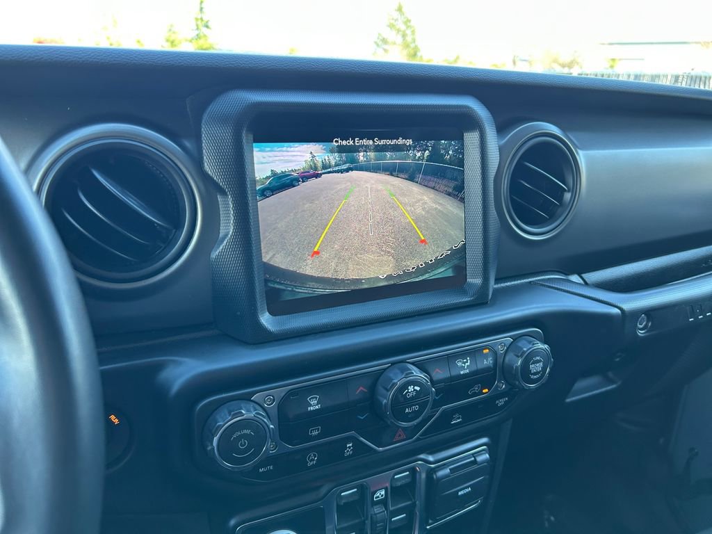 Used 2022 Jeep Wrangler Unlimited Sport AWD/4WD image 20