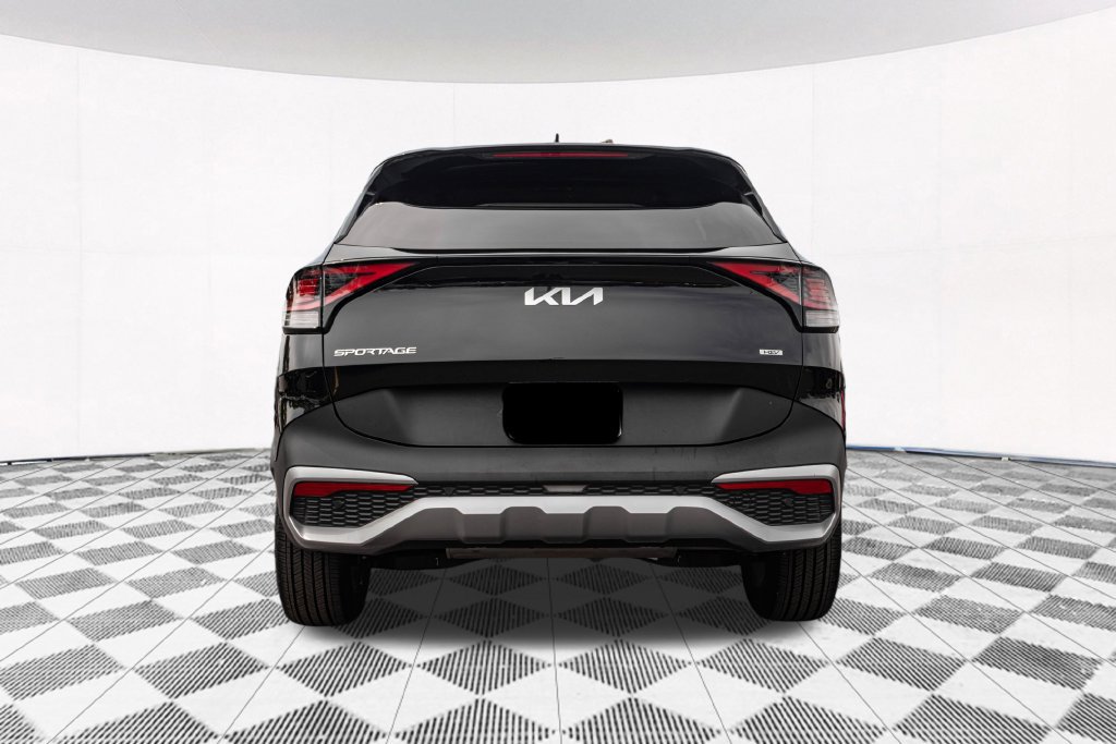 Used 2025 Kia Sportage EX AWD/4WD image 9
