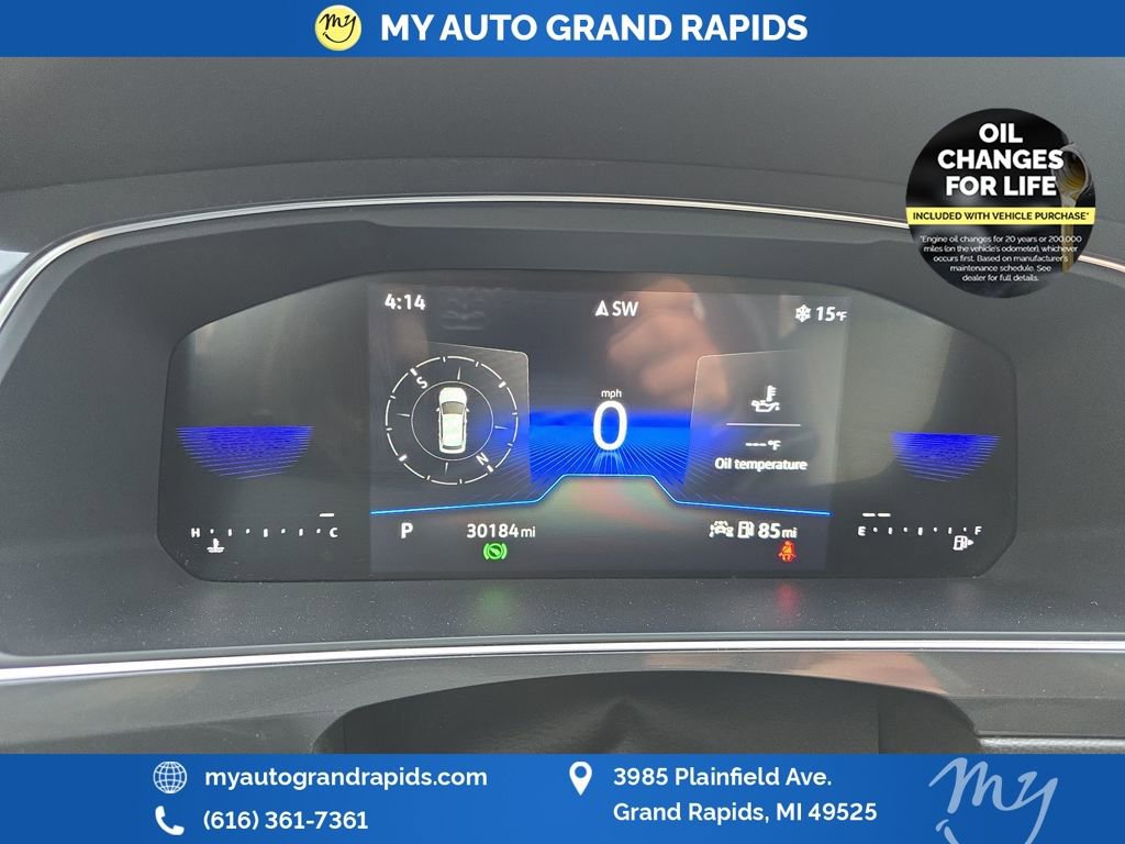 Used 2023 Volkswagen Tiguan SE w/ Panoramic Sunroof Package image 18