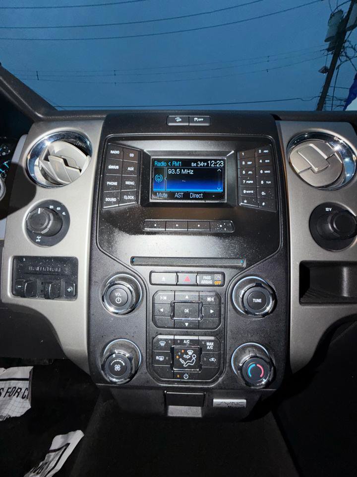 Used 2014 Ford F150 XLT w/ Equipment Group 302A Luxury image 22