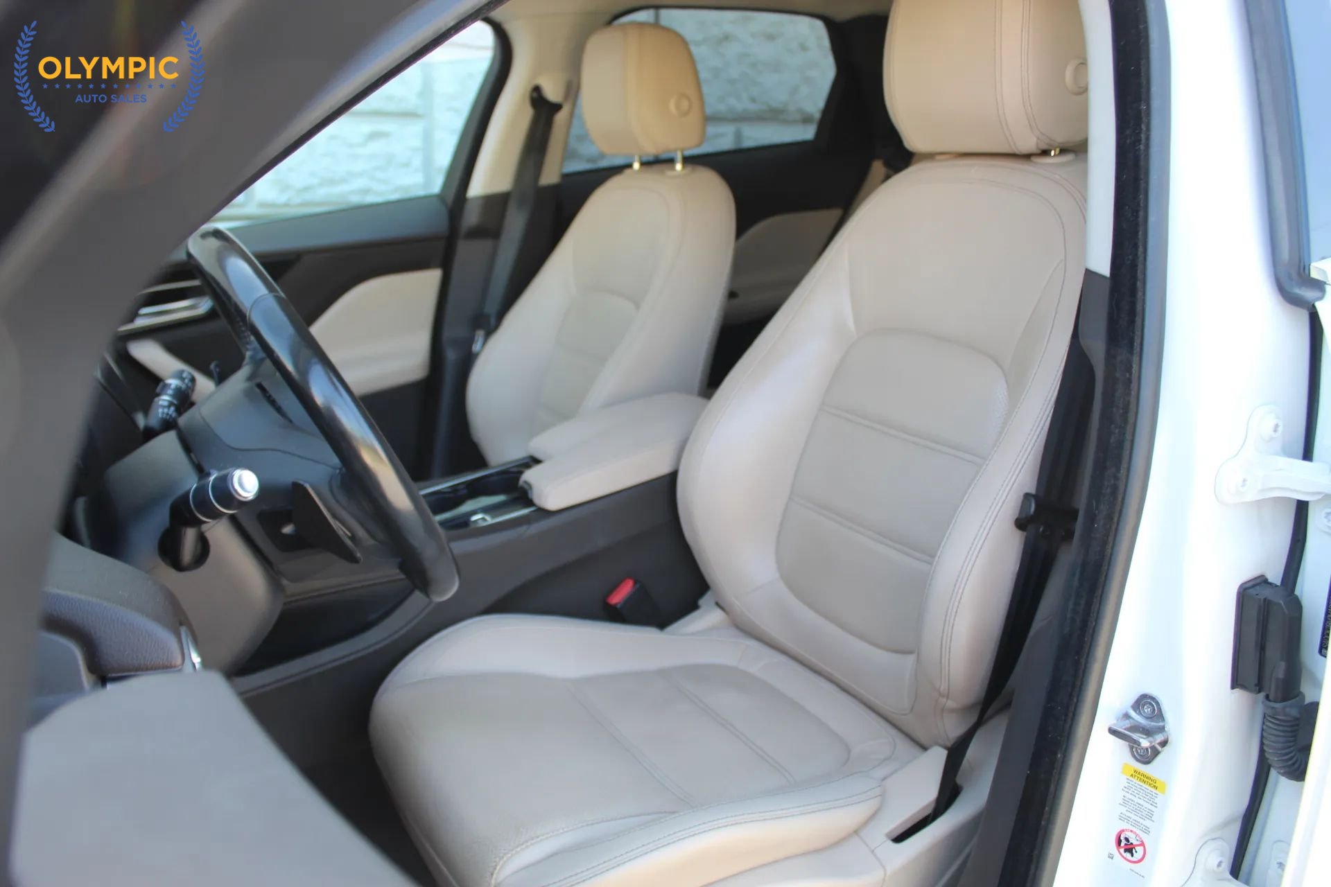 Used 2017 Jaguar F-PACE Prestige AWD/4WD image 32