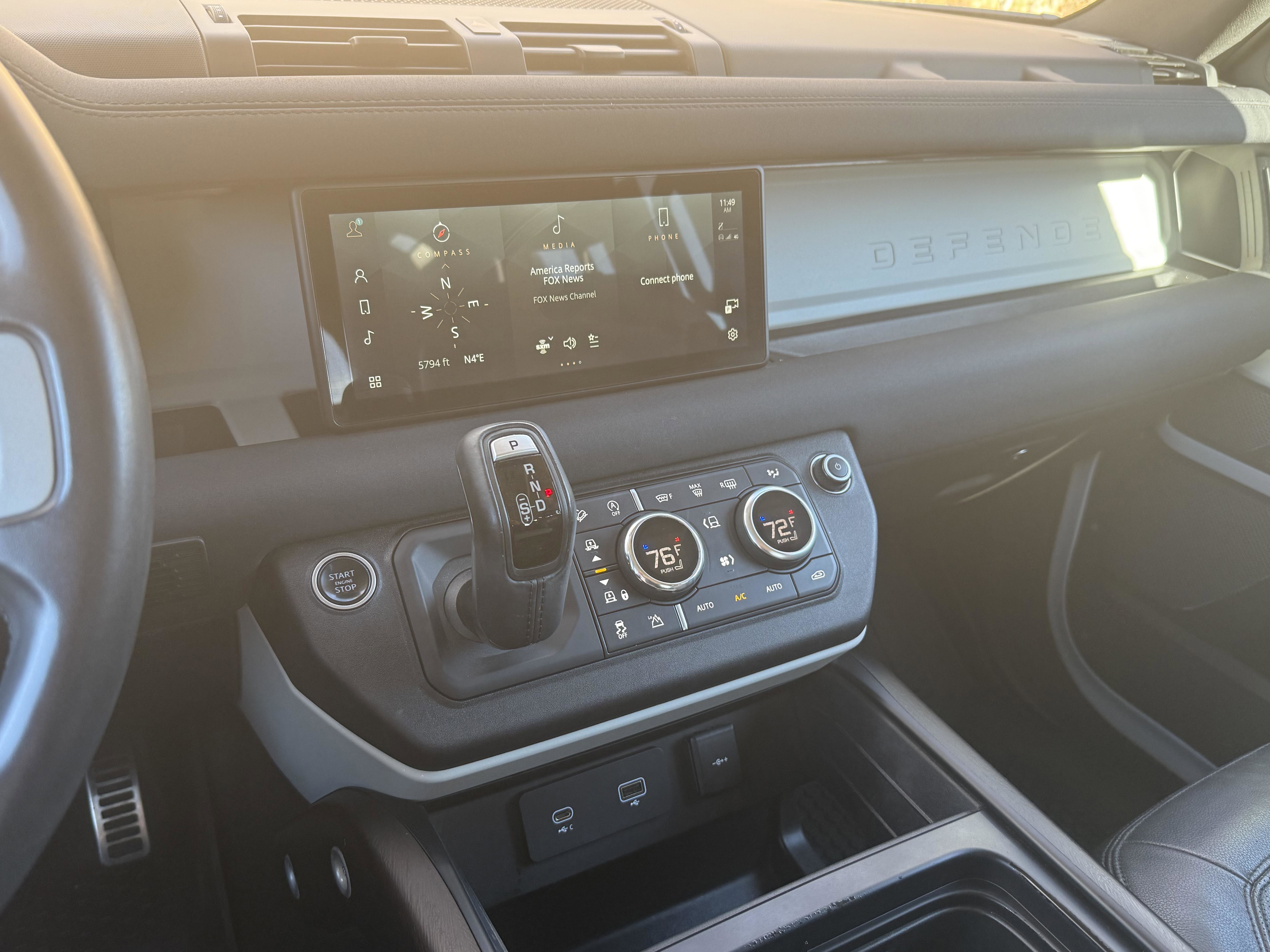 Certified 2022 Land Rover Defender 110 SE image 20