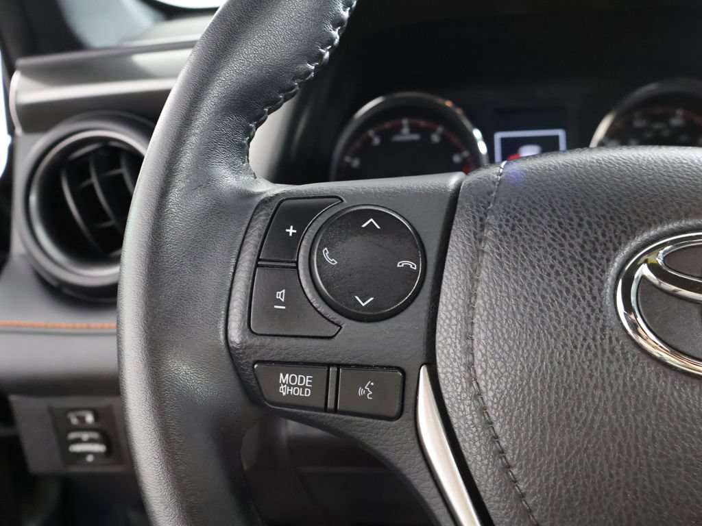 Used 2017 Toyota RAV4 SE AWD/4WD image 42