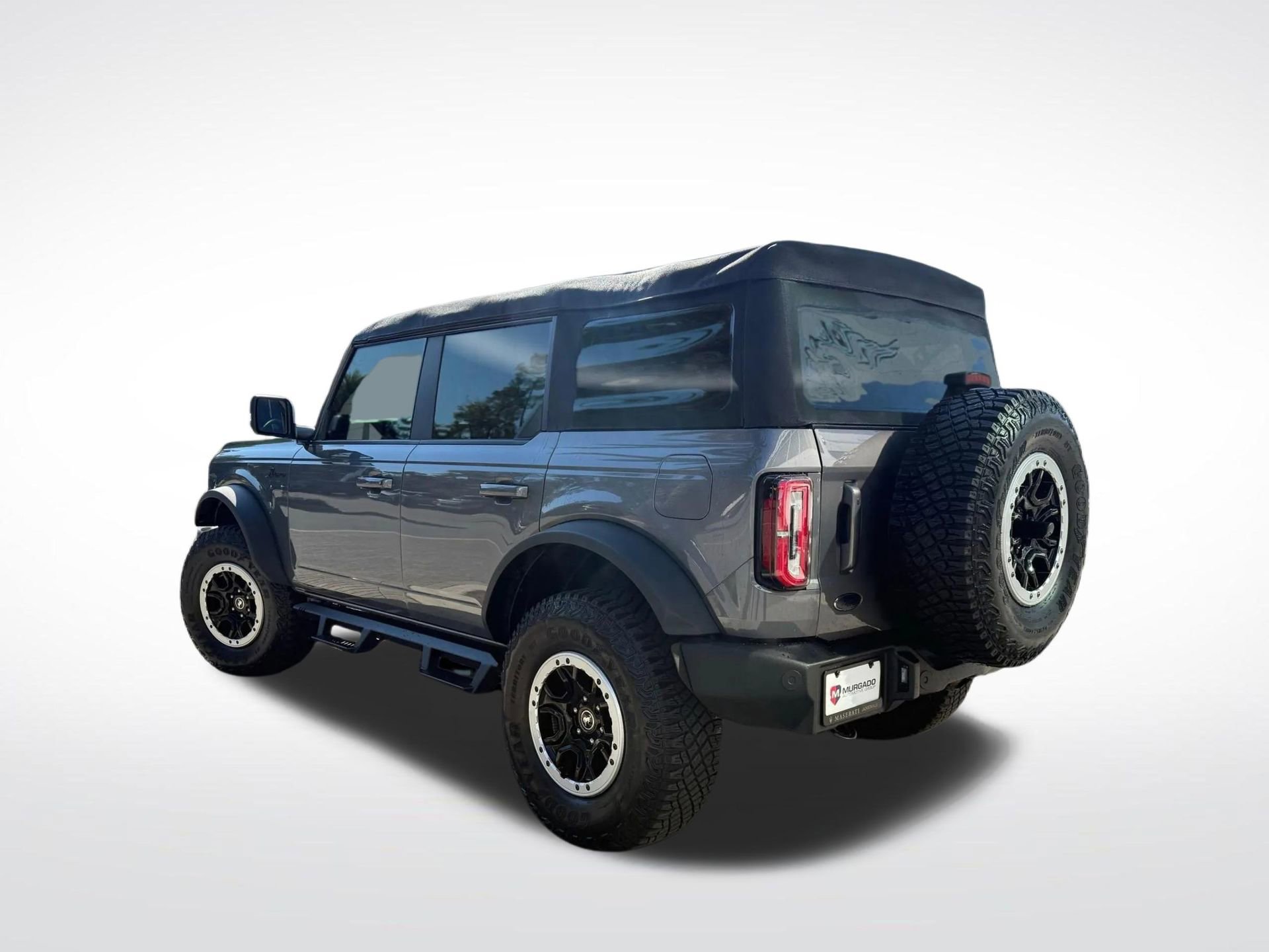 Used 2023 Ford Bronco Outer Banks w/ Sasquatch Package image 3