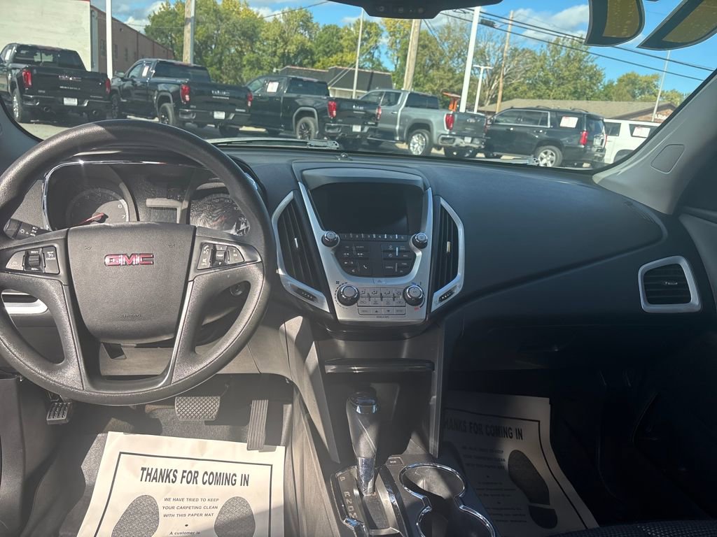 Used 2017 GMC Terrain SLE image 16