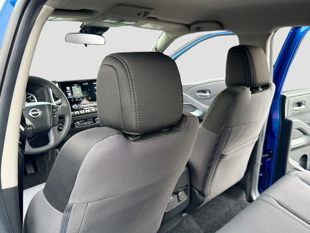 New 2026 Nissan Frontier SV image 6