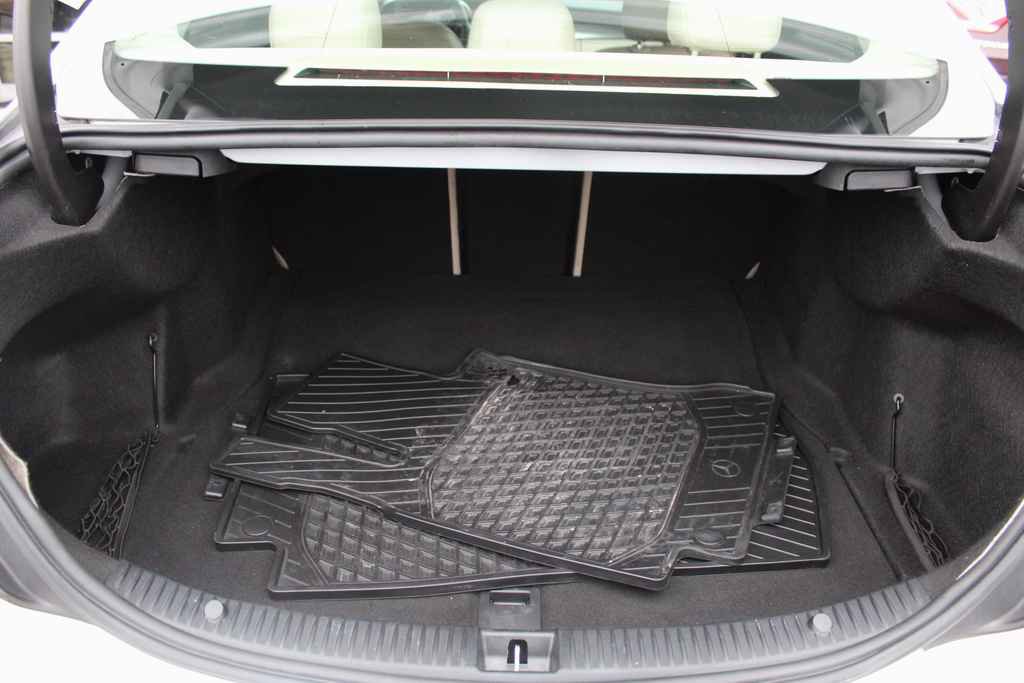 Used 2017 Mercedes-Benz C 300 Sedan image 7