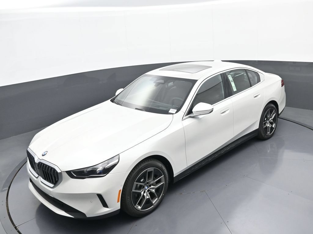New 2027 BMW 530i xDrive w/ Premium Package AWD/4WD image 32