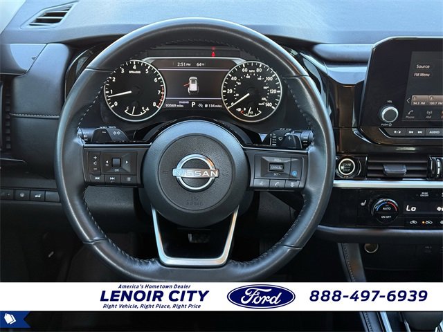 Used 2022 Nissan Pathfinder SV w/ SV Premium Package image 14