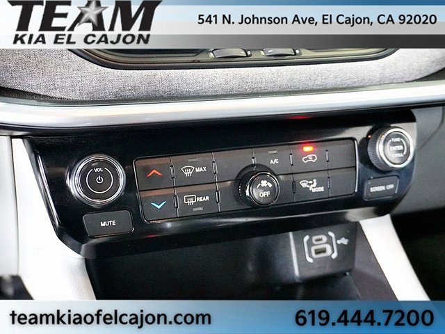 Used 2024 Jeep Compass Latitude image 27