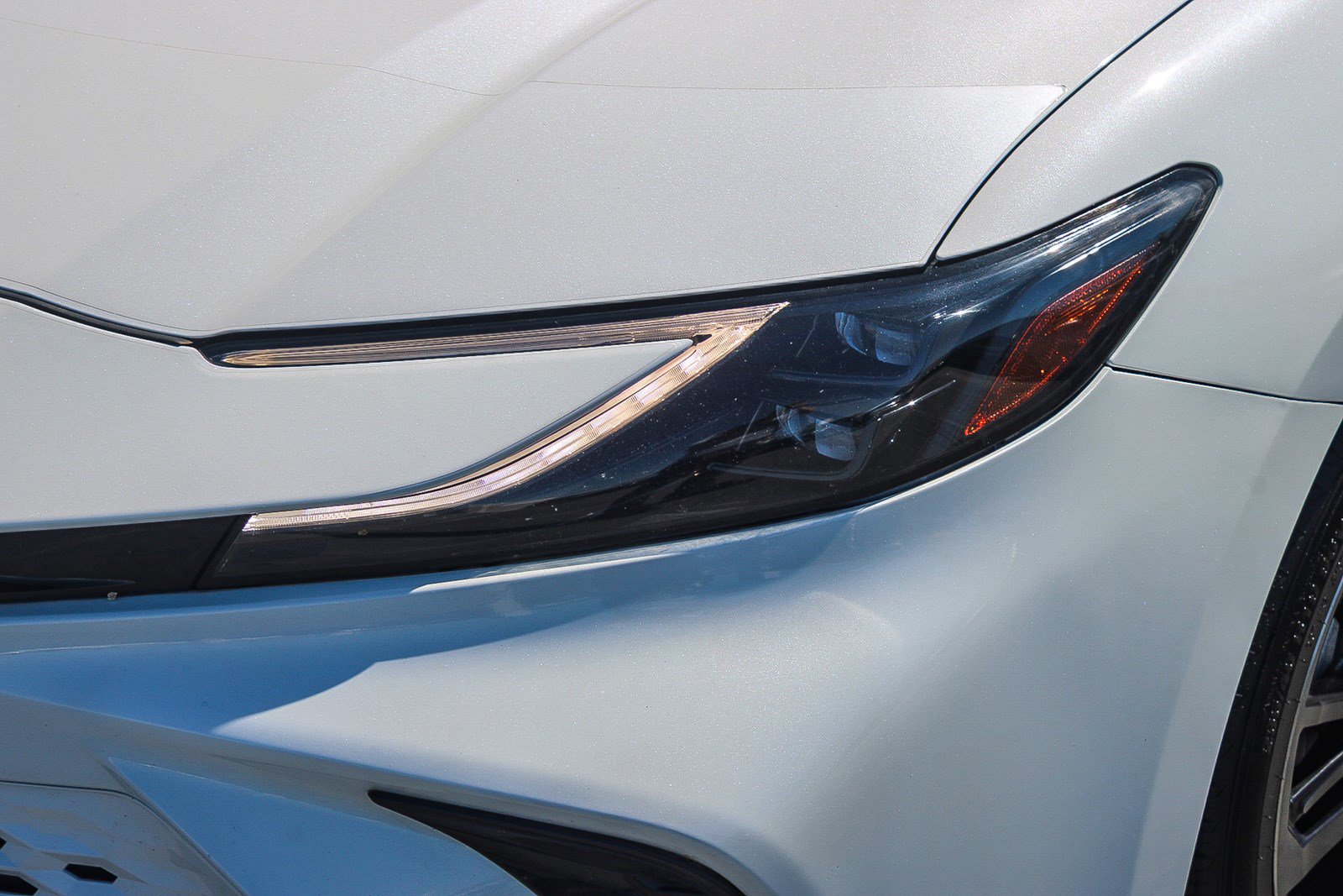 Used 2025 Toyota Camry XSE FWD image 5