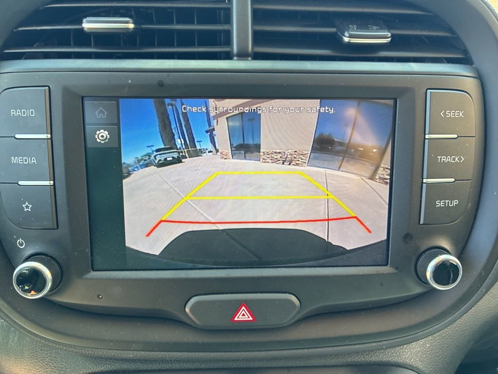 Used 2025 Kia Soul LX FWD image 32