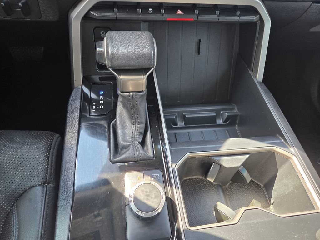 Used 2022 Toyota Tundra SR5 w/ SR5 Premium Package RWD image 17