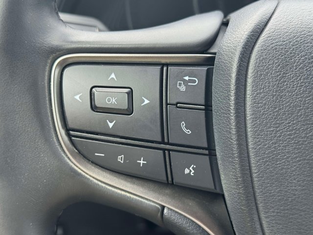 Used 2023 Lexus UX 250h AWD w/ Accessory Package (Z2) image 27