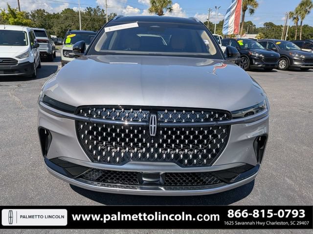 Used 2024 Lincoln Nautilus Reserve w/ Equipment Group 202A AWD/4WD image 8
