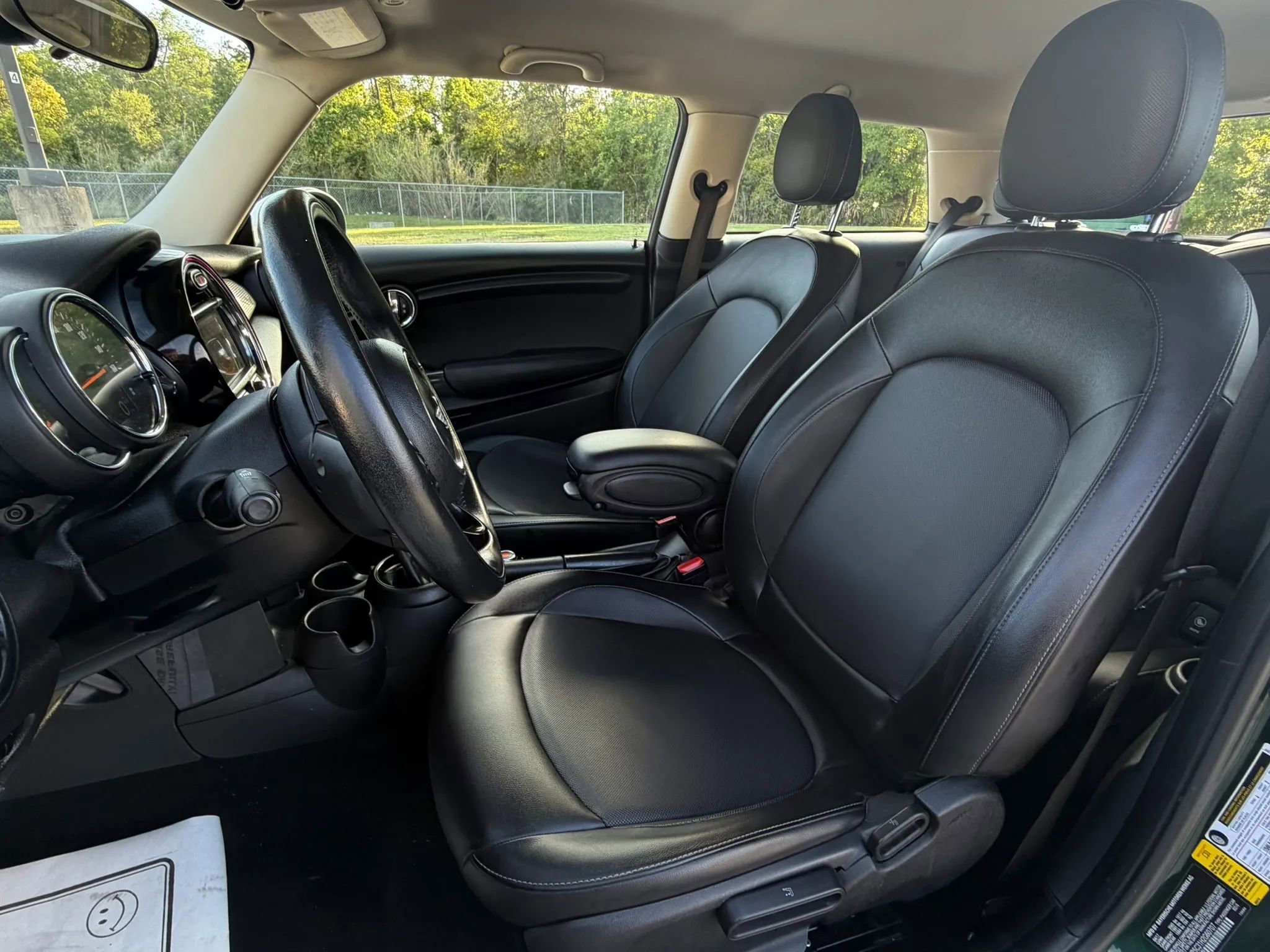 Used 2017 MINI Cooper 2-Door Hardtop image 13