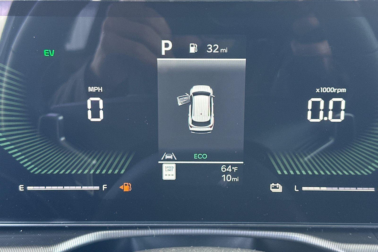 New 2026 Kia Sportage EX AWD/4WD image 24