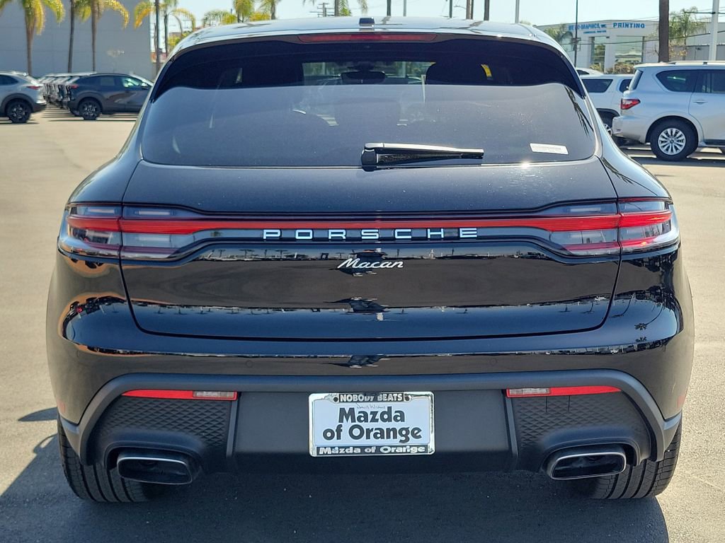 Used 2023 Porsche Macan Turbo AWD/4WD image 21