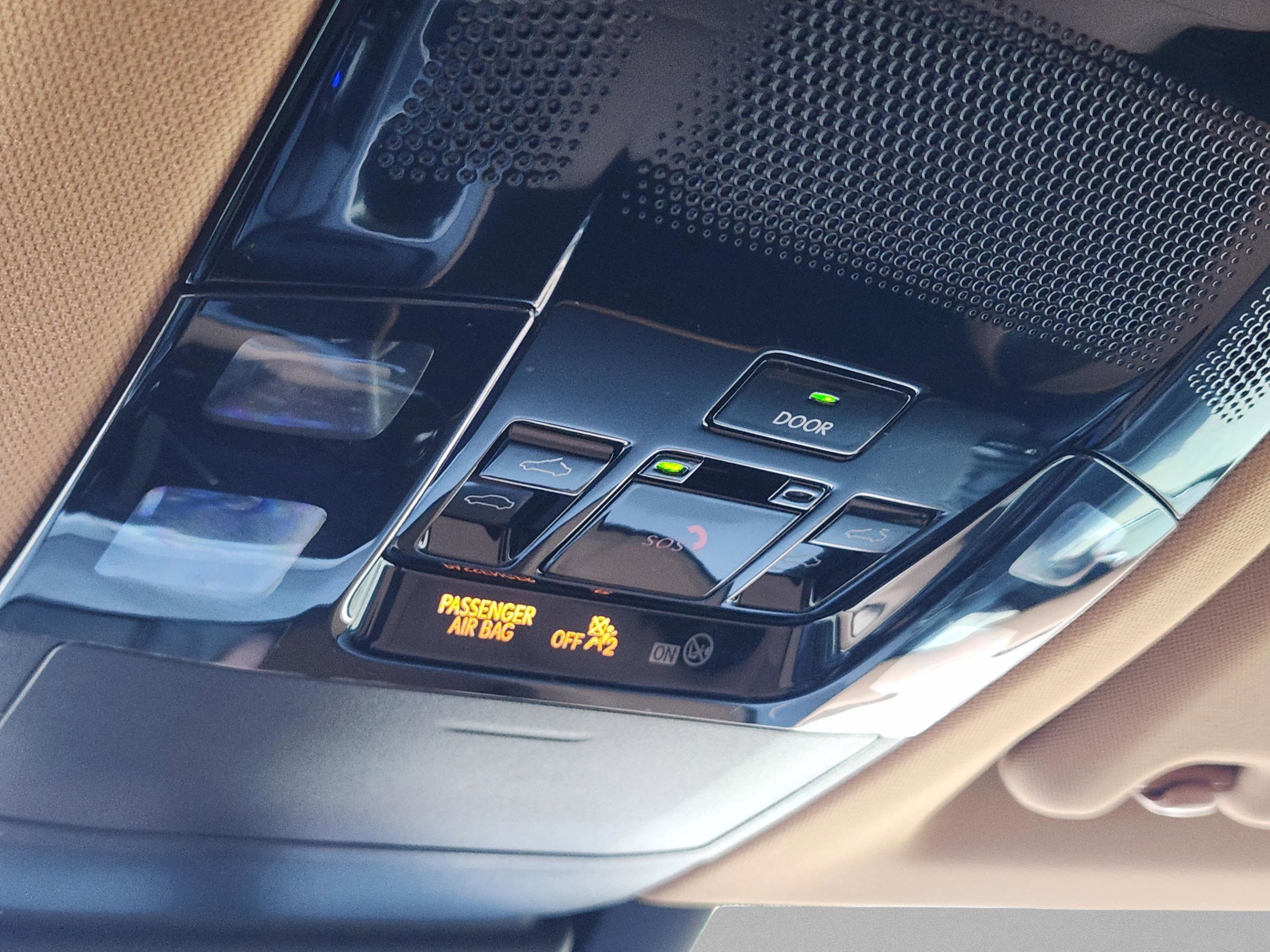 Used 2025 Lexus NX 250 FWD w/ Towing Package (2000 Lbs) image 26