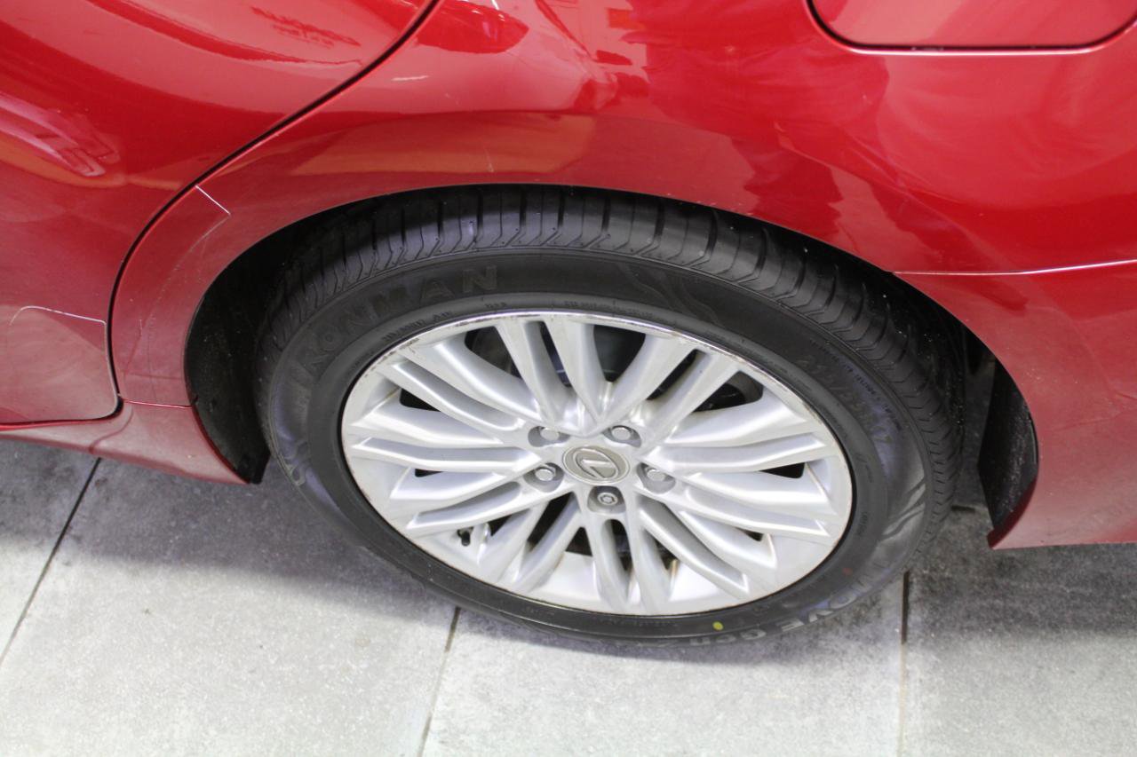 Used 2013 Lexus ES 350 w/ Luxury Pkg image 33