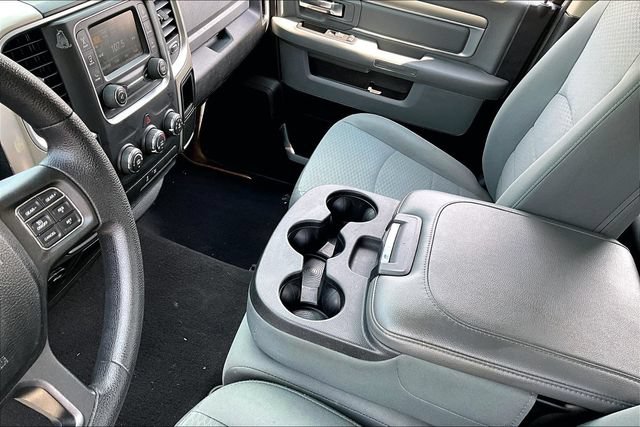 Used 2015 RAM 1500 Classic SLT RWD image 16