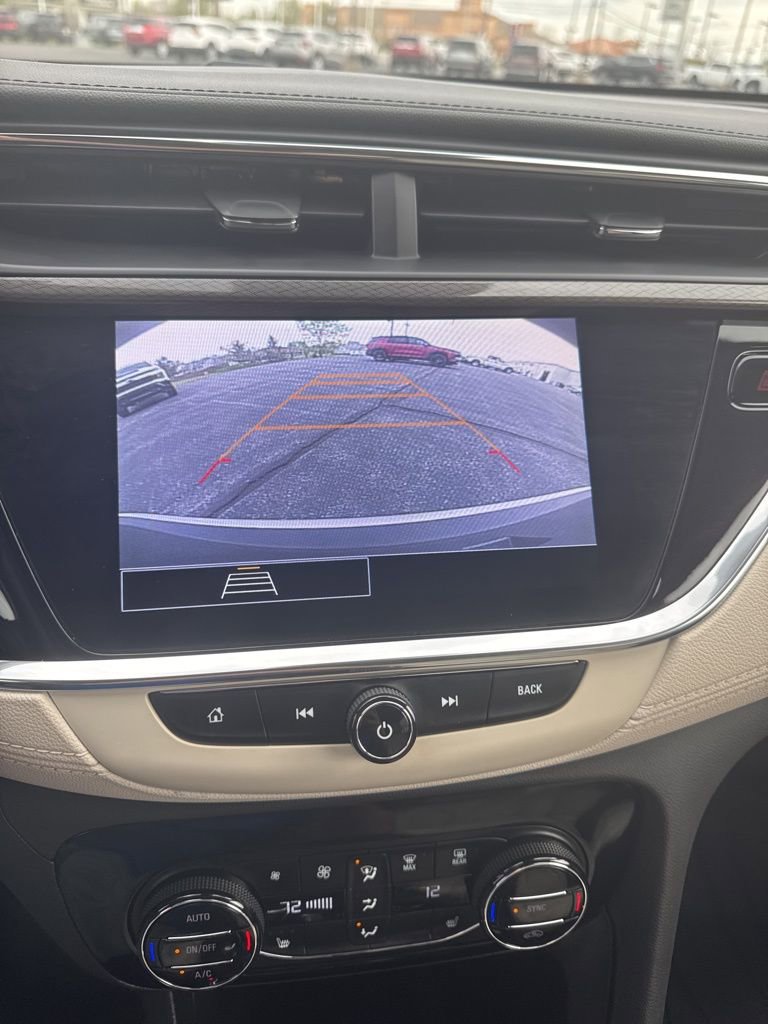 Used 2023 Buick Encore GX Select AWD/4WD image 37