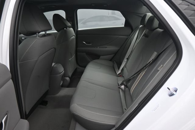 New 2026 Hyundai Elantra SEL Sport Premium FWD image 15