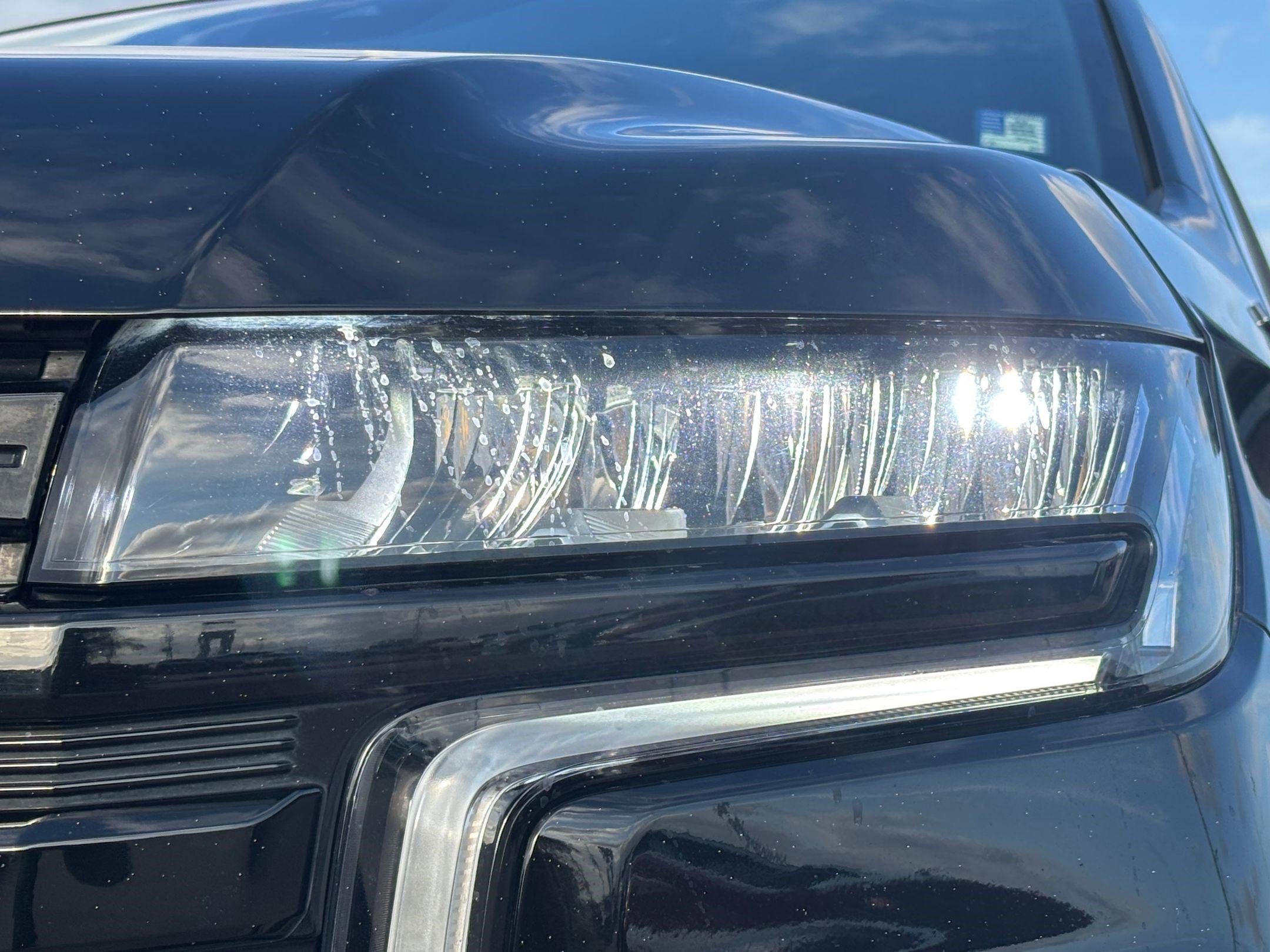 Used 2023 Chevrolet Tahoe Z71 w/ Off-Road Capability Package image 11