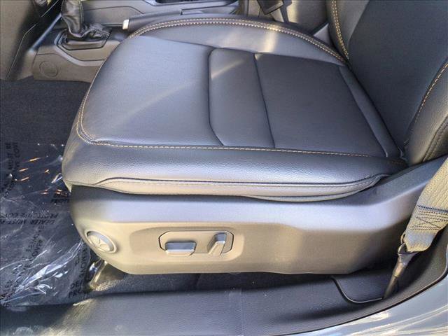 New 2026 Jeep Gladiator Sahara image 4