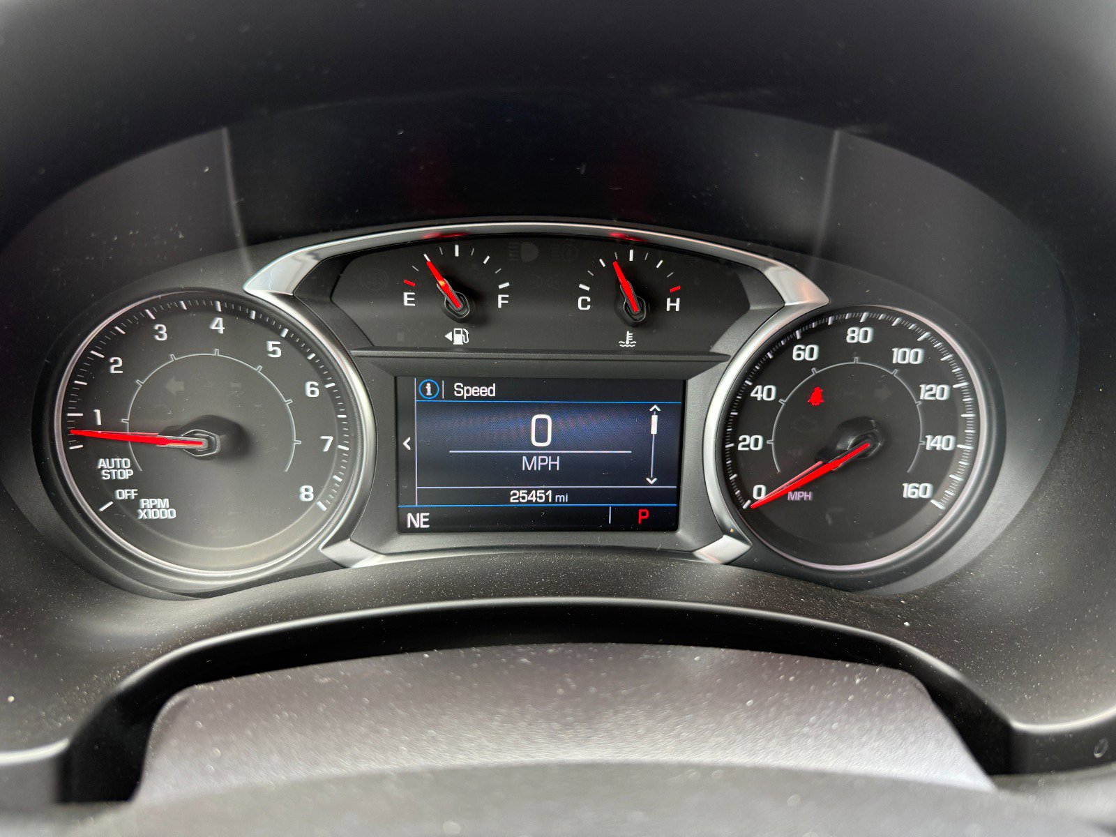 Used 2024 GMC Terrain SLE image 26