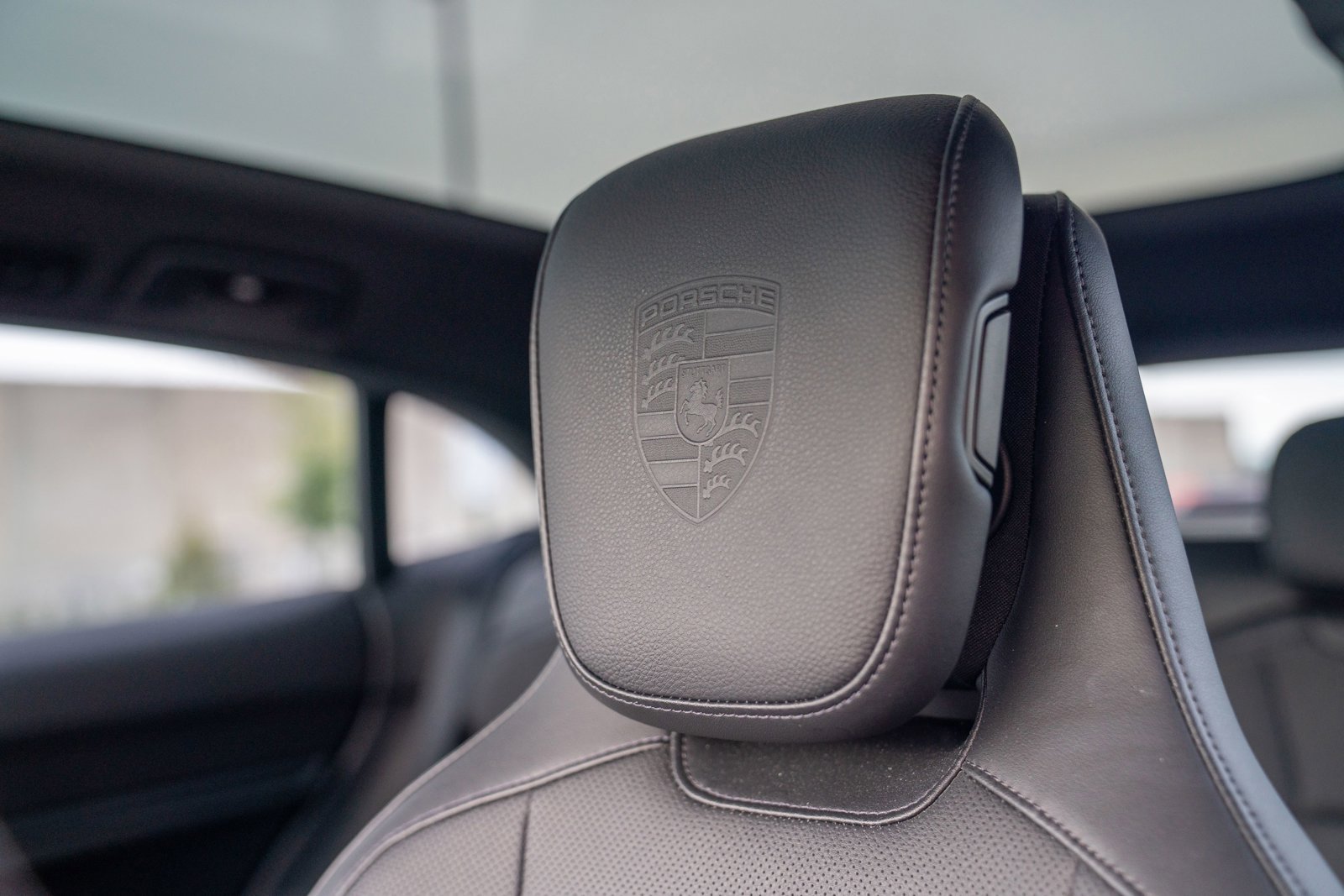Certified 2023 Porsche Taycan 4S AWD/4WD image 13