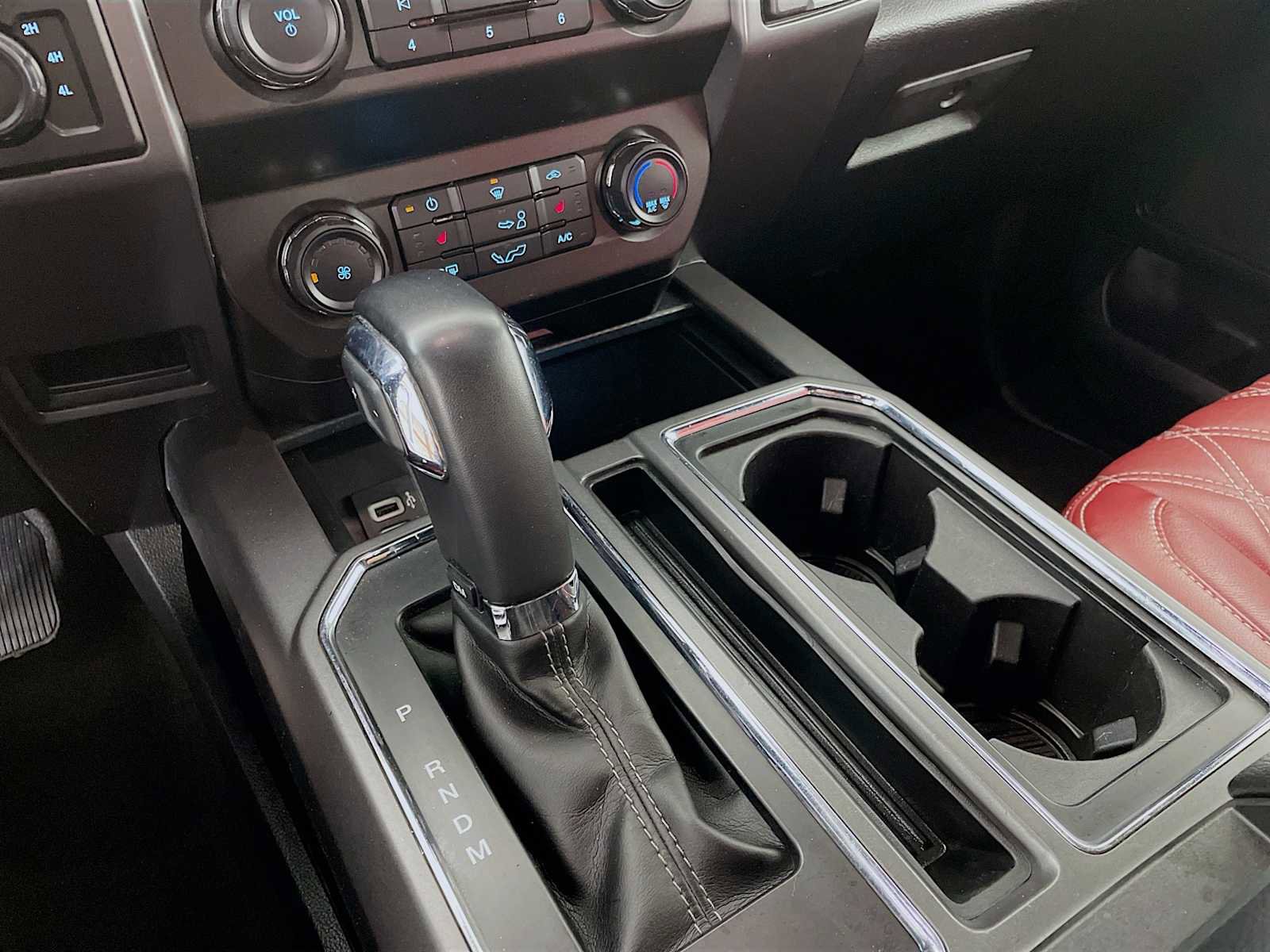 Used 2019 Ford F150 XLT w/ Equipment Group 302A Luxury image 15